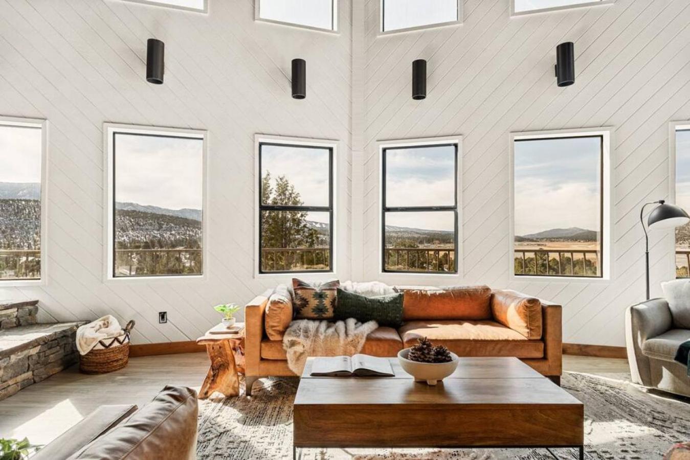 Steel Pine Lodge A Rustic Mountain Retreat Views Baldwin Lake Exterior foto