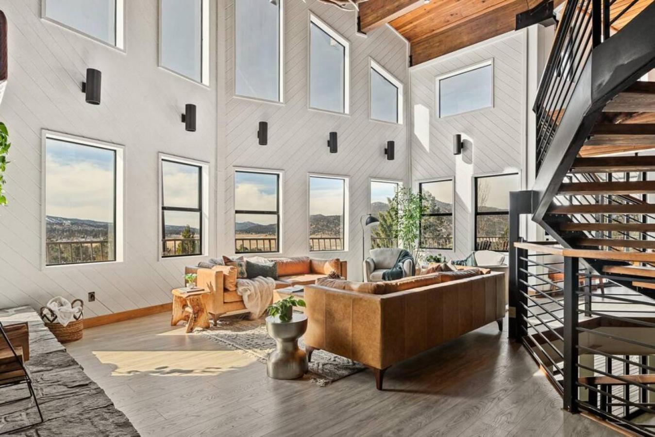 Steel Pine Lodge A Rustic Mountain Retreat Views Baldwin Lake Exterior foto